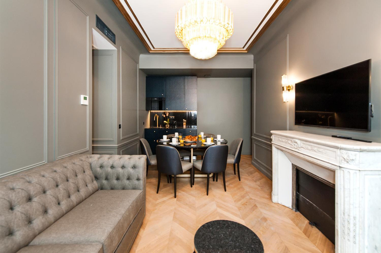 Others 5, Champs Elysees - Lincoln Appartements, Paris