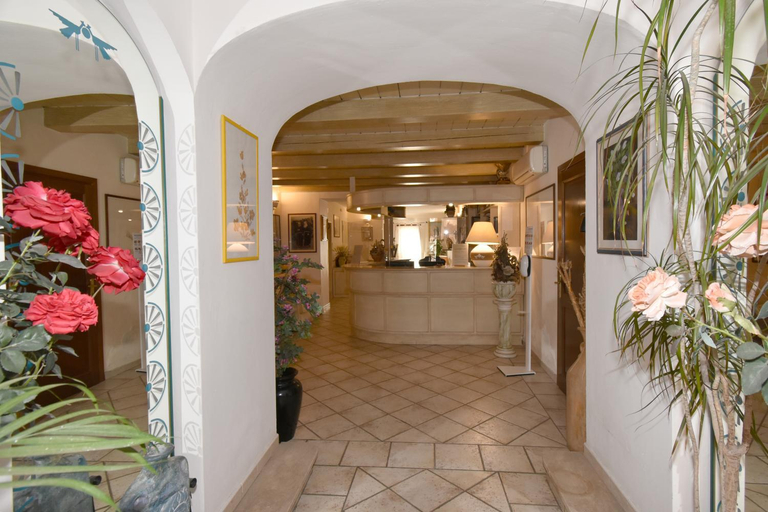 Public Area 2, Hotel Cavour, Olbia-Tempio