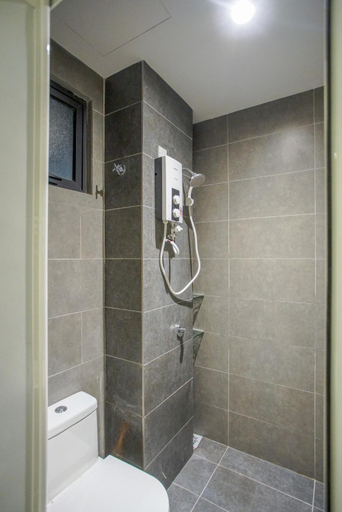 Bathroom 4, Neu Suites by COBNB, Kuala Lumpur