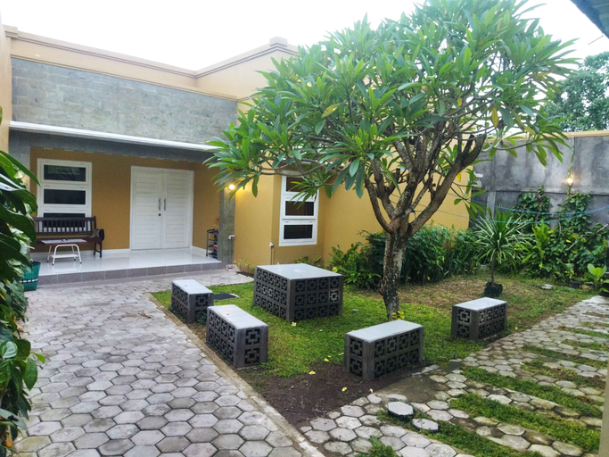 Exterior & Views, Dedari Homestay, Bantul