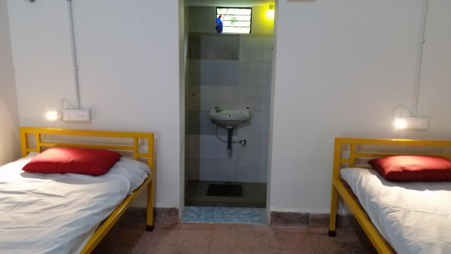 Others 3, Beds & Boys Hostel, Nagpur