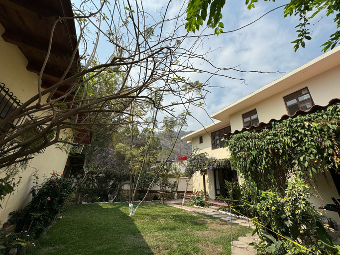 Exterior & Views 2, Hotel Panajachel Oasis, Panajachel