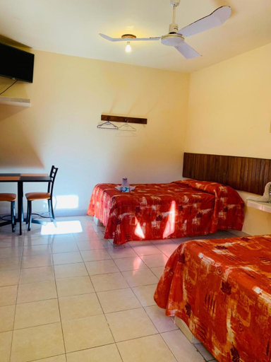 Bedroom 3, Hotel Sociedad y Maristas, Tecolutla