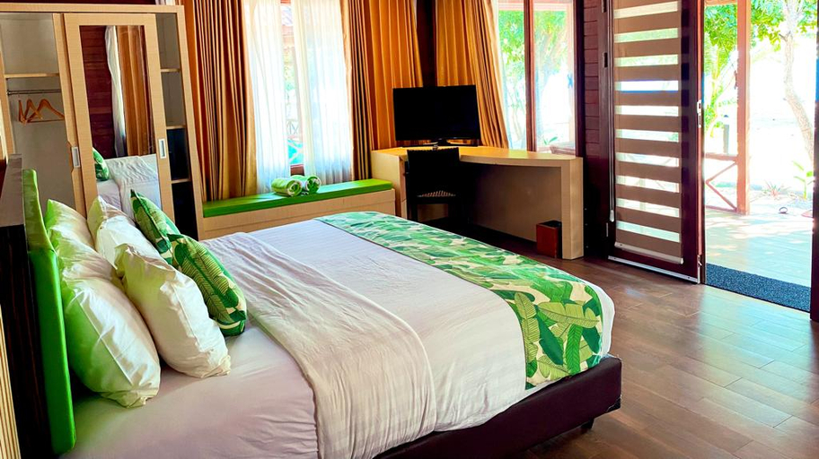 Bedroom 3, Sylvia Beach Villa, West Manggarai