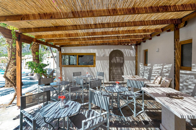 Food & Drinks 5, Okeanis Mystique South, Crete