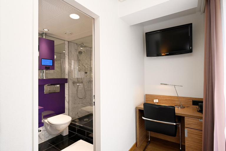 Bathroom 9