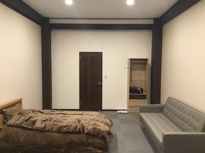 Bedroom 4, Hobby Complex Iitoko, Ono