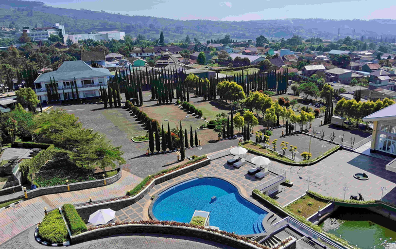 Exterior & Views 2, Agra Hotel & Grand Ballroom, Bogor