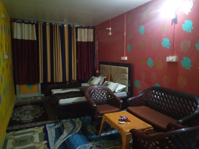 Others 2, Sitara Premium Gangotri Palace, Tapovan, Garhwal