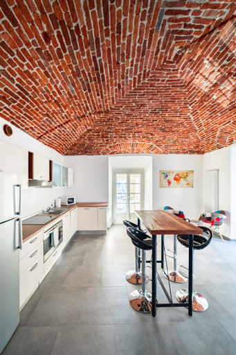 Others 5, TO.STA BwithoutB HOME SHARING NEL CENTRO DI TORINO, Torino