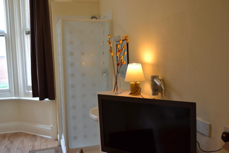 Bedroom 3, Croft Hotel, Leicester