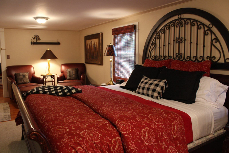 Bedroom 3, Inn at Clearwater Pond (Quechee), Windsor