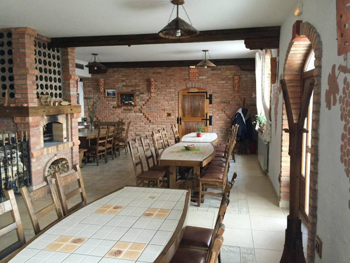 Food & Drinks 2, B&B OPG Culig, Ozalj