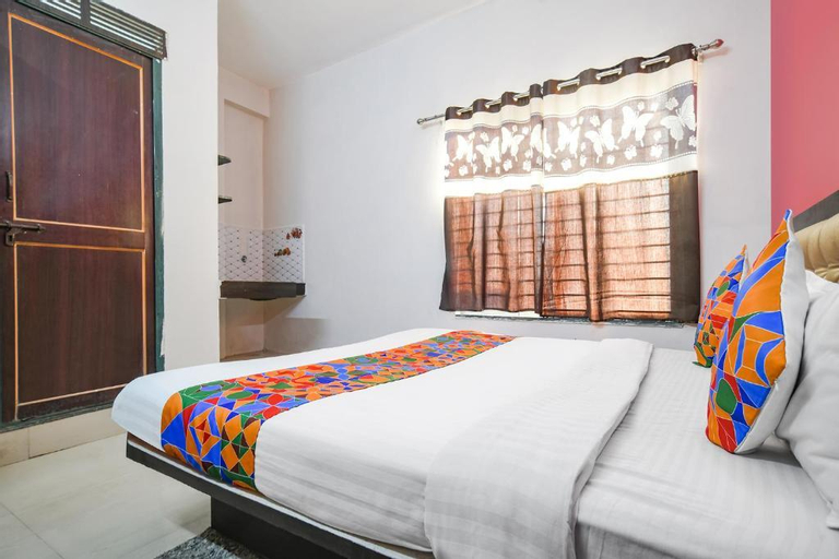 Hotel royal palace , Indore