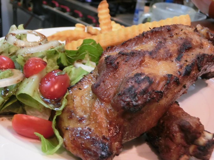 Food & Drinks 5, The Travellers Arms, Muang Chiang Mai