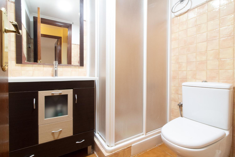 Bathroom 4, Global Vacacional, Adosado con piscina en la playa de Canet, Valencia