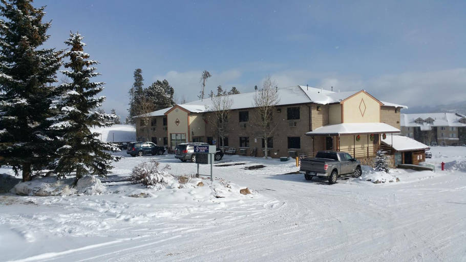 Others 3, NEW SUMMIT INN, Summit