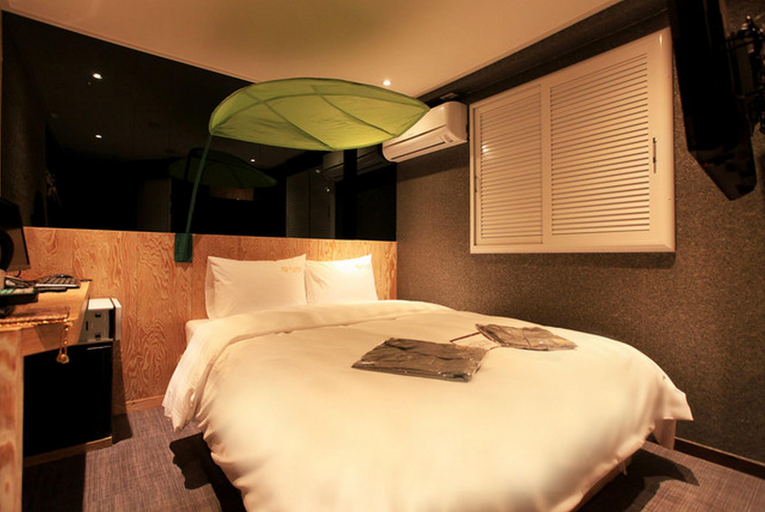 Bedroom 4, Guui Peanut, Gwang-jin