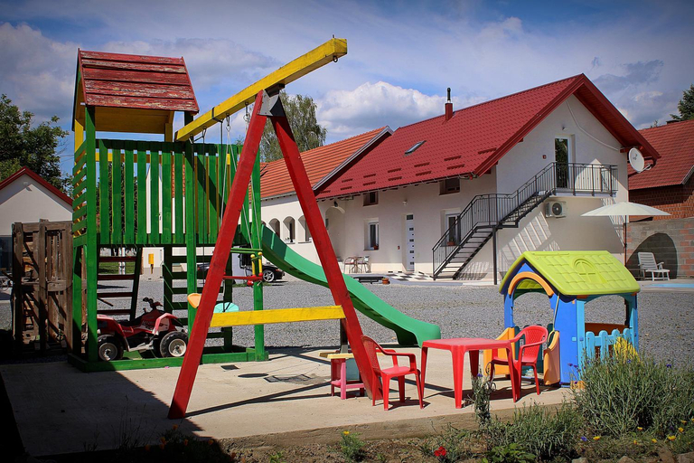 Others 4, Yosefsfeld, Kutjevo