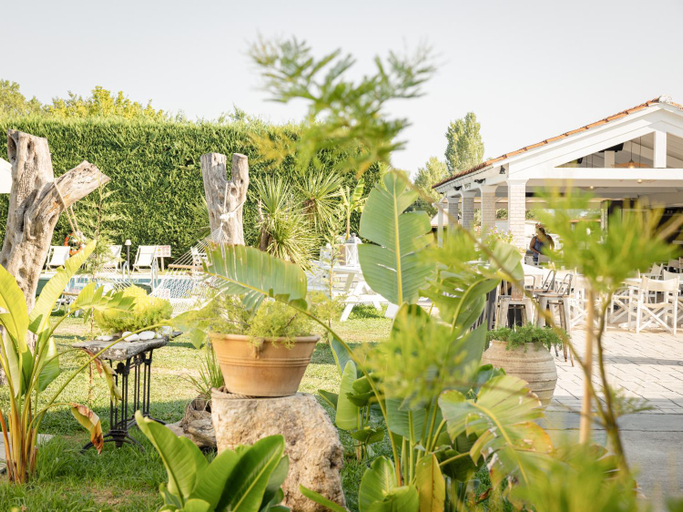 Food & Drinks 3, Goudelis Apartments, Ionian Islands