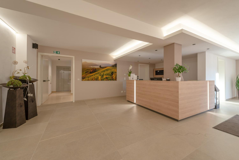 Public Area 3, Vineus Tramin, Bolzano