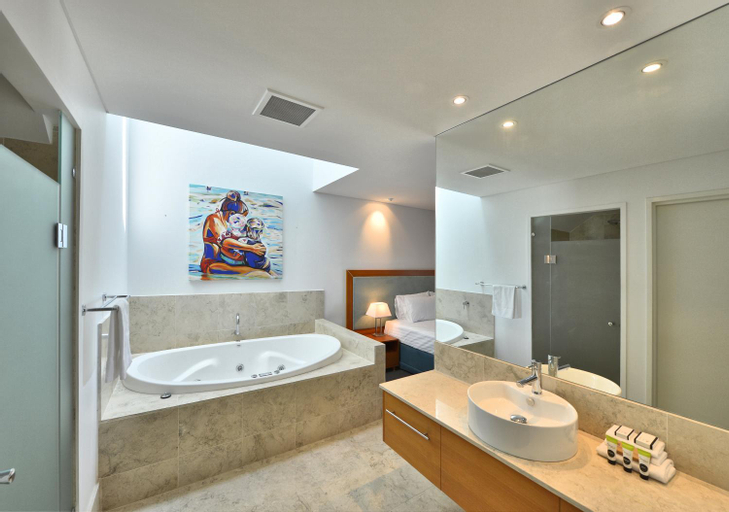 Bathroom 9
