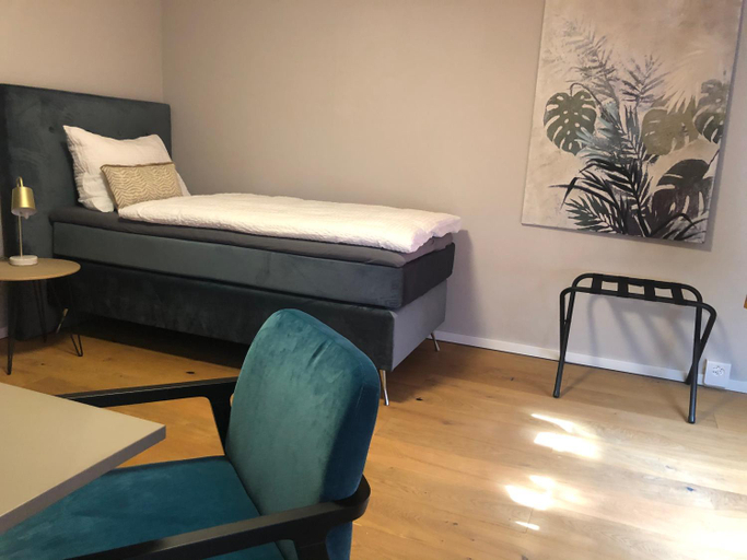 Bedroom 2, BARONE HOTEL RISTORANTE, Frauenfeld