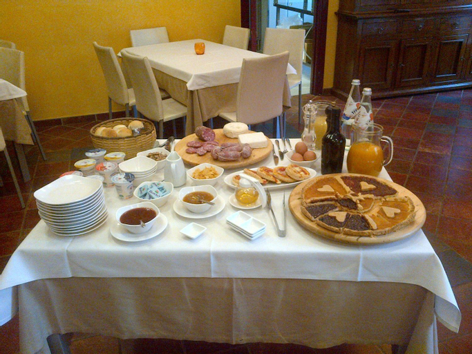 Food & Drinks 5, L Angolo Di Rosina, Cuneo