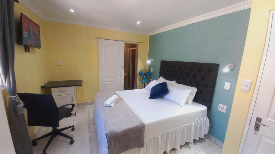 Others 2, Olivia's guest house, City of Cape Town