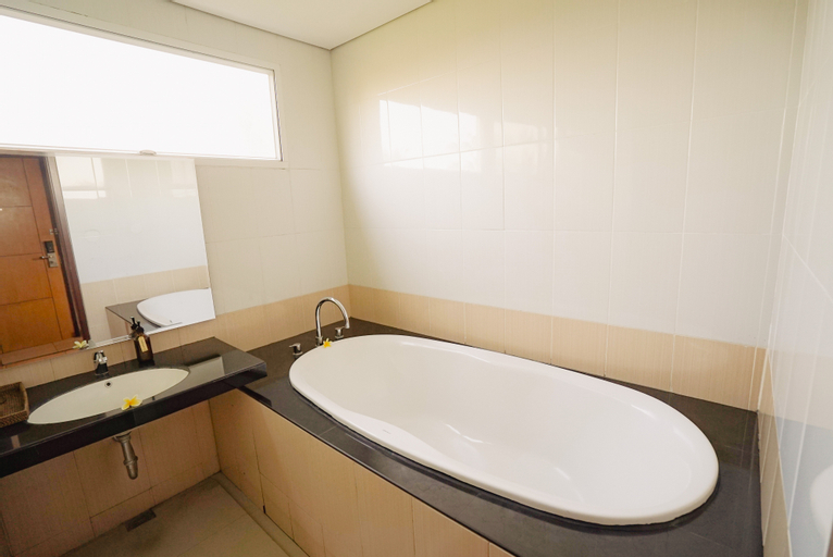 Bathroom 5