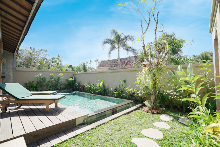 Swimming Pool 10