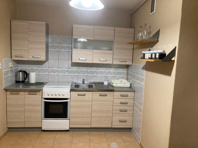 Others 5, Pokoje do wynajecia - Podwislocze 8a, Rzeszów City