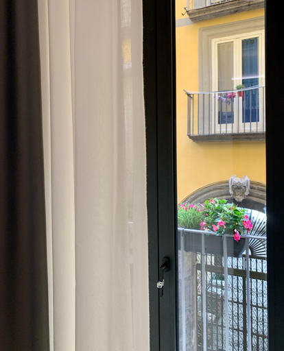 Others 3, Toledo Boutique Rooms, Napoli