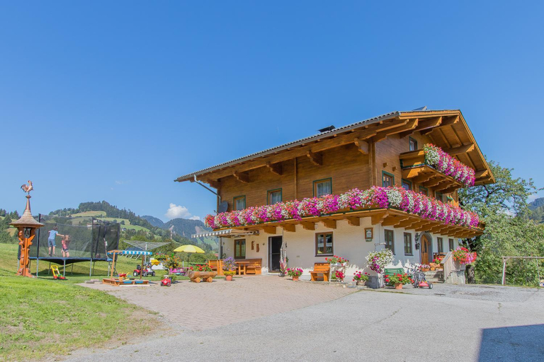 Others 4, Teufenbachgut, Zell am See