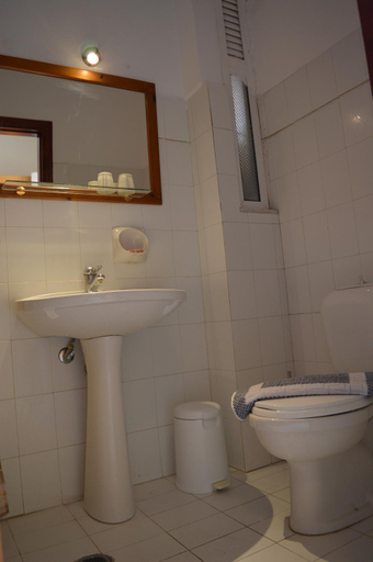 Bathroom 4, Alkyonides Boutique Hotel, South Aegean