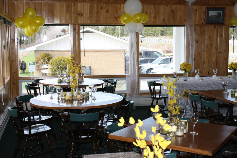 Food & Drinks 4, Carolyn Beach Inn, Algoma