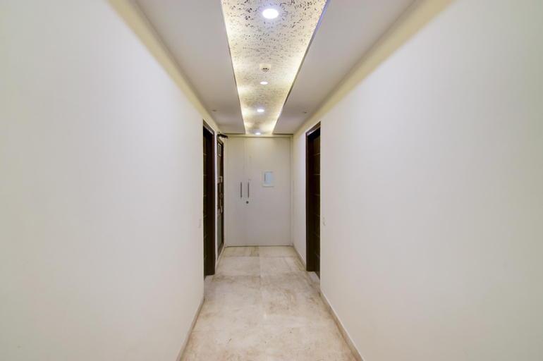 Others 4, Hotel HSP Suites, West