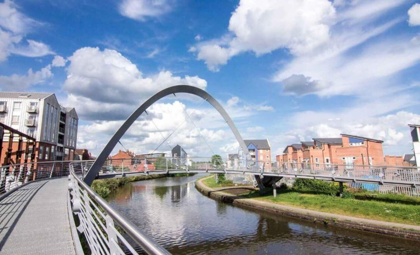 Others 4, Inviting 1-bed Studio6 in Coventry, Coventry