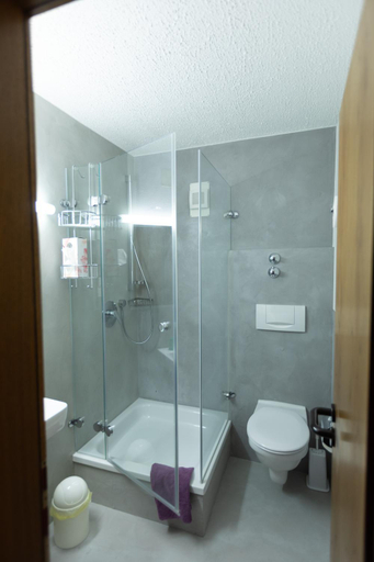 Bathroom 3, Apfelblute bed & breakfast 8 km vom Bodensee, Bodenseekreis