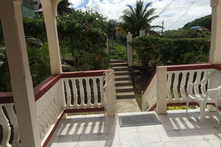 Balcony/terrace, Delightful 4bed modern villa with WiFI