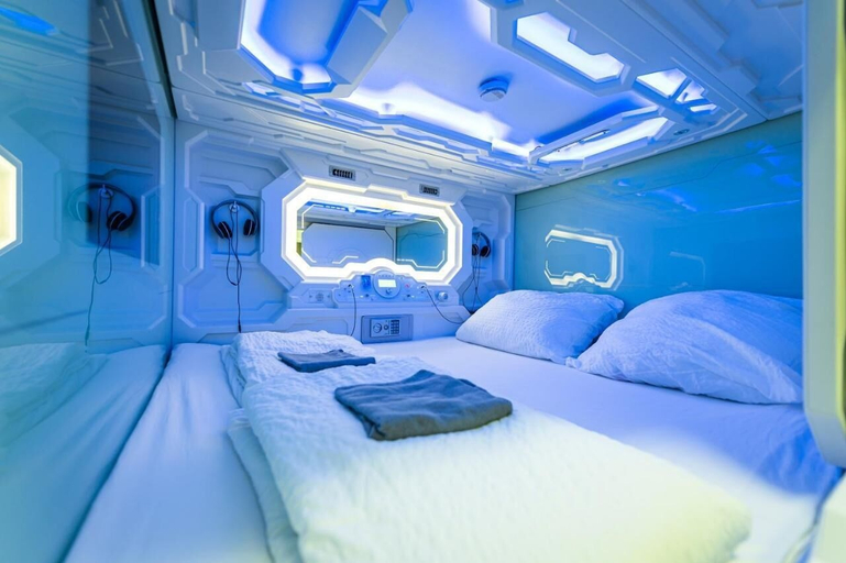 Bedroom 5, Space Home Apartment - Central Station, Wien