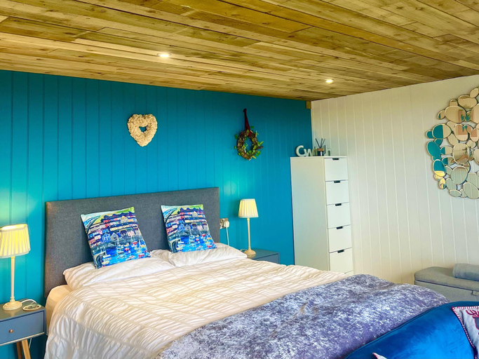 Bedroom 2, The Pod Luxury Accommodation, Ceredigion