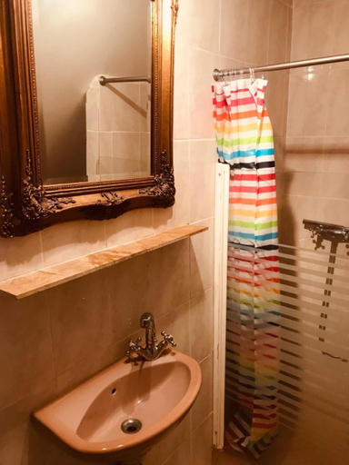 Bathroom 3, Dependance du Ru d'ausson 4 personnes, Yonne