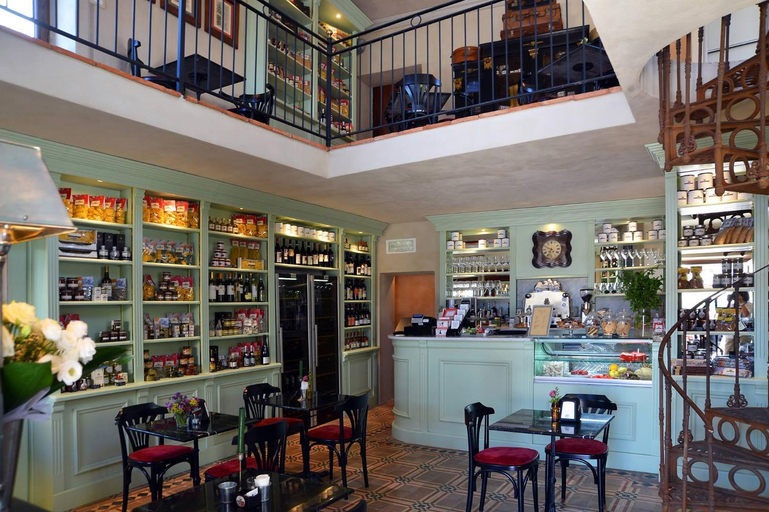 Food & Drinks 5, La Piazzetta degli Artisti - Boutique B&B, Cuneo