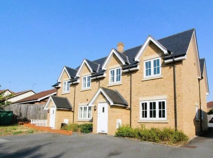 Exterior & Views, Impeccable 2-bed House in Basildon, Essex