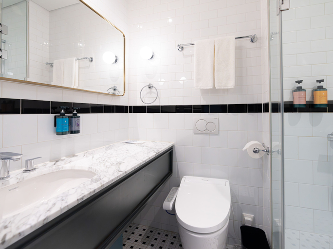 Bathroom 5