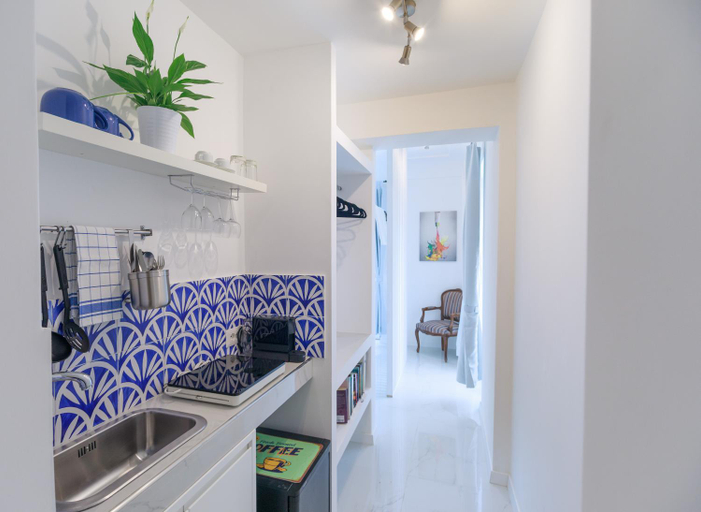 Others 4, JUNIORSUITEB&B, Napoli