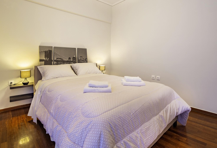 Others 3, Kleio - Spacious Apartment in Glyfada, Attica