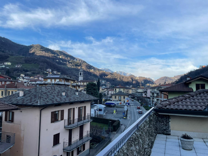 Exterior & Views 3, San Pellegrino Solarium Apartment, Bergamo