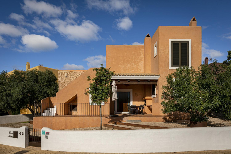 Others 4, CAN NOVES - Villa de 4 suites 35 y 52, Baleares